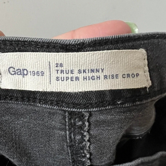 GAP Women’s Black True Skinny Super High Rise Crop Jeans Sz 28 Denim Pants - Picture 3 of 9